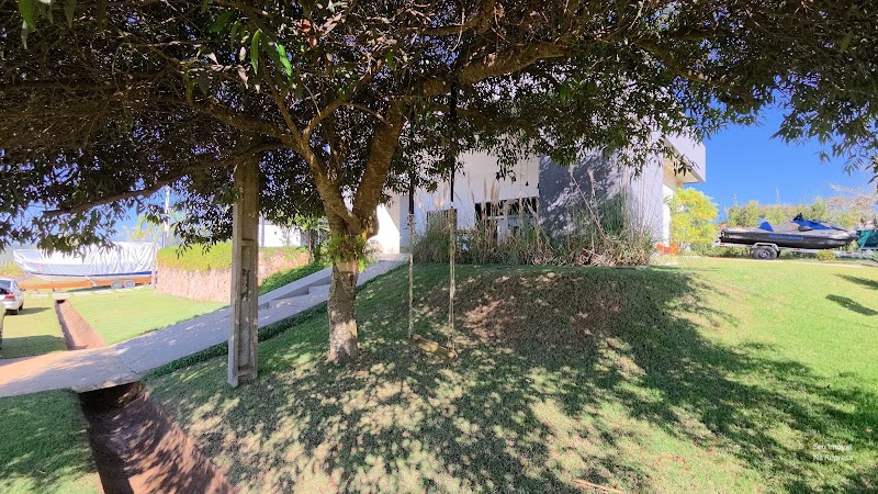Foto 2 de Casa de esquina à venda próximo ao Ponto Alto no Riviera de Santa Cristina XIII