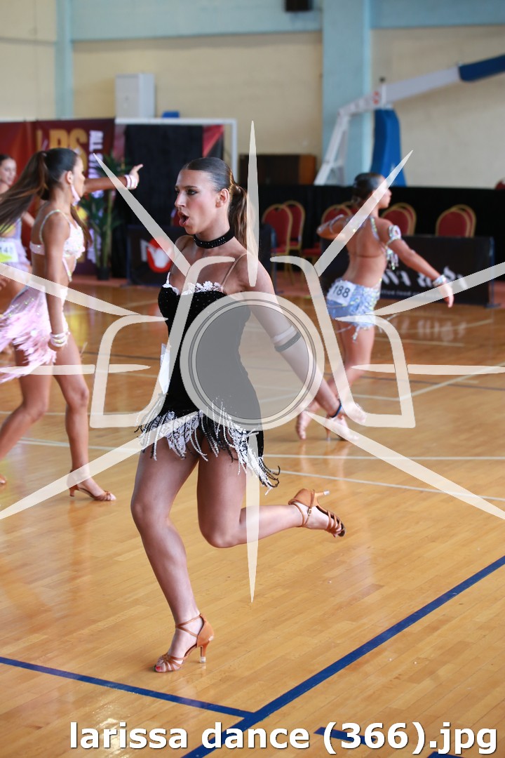 larissa dance (366).jpg