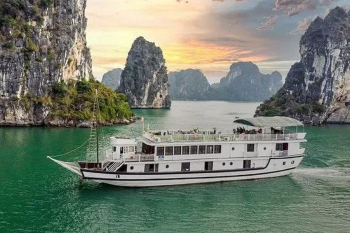 Thận trọng với chiêu trò mua tour du lịch giá rẻ - Đài Phát thanh và truyền hình Hà Nội