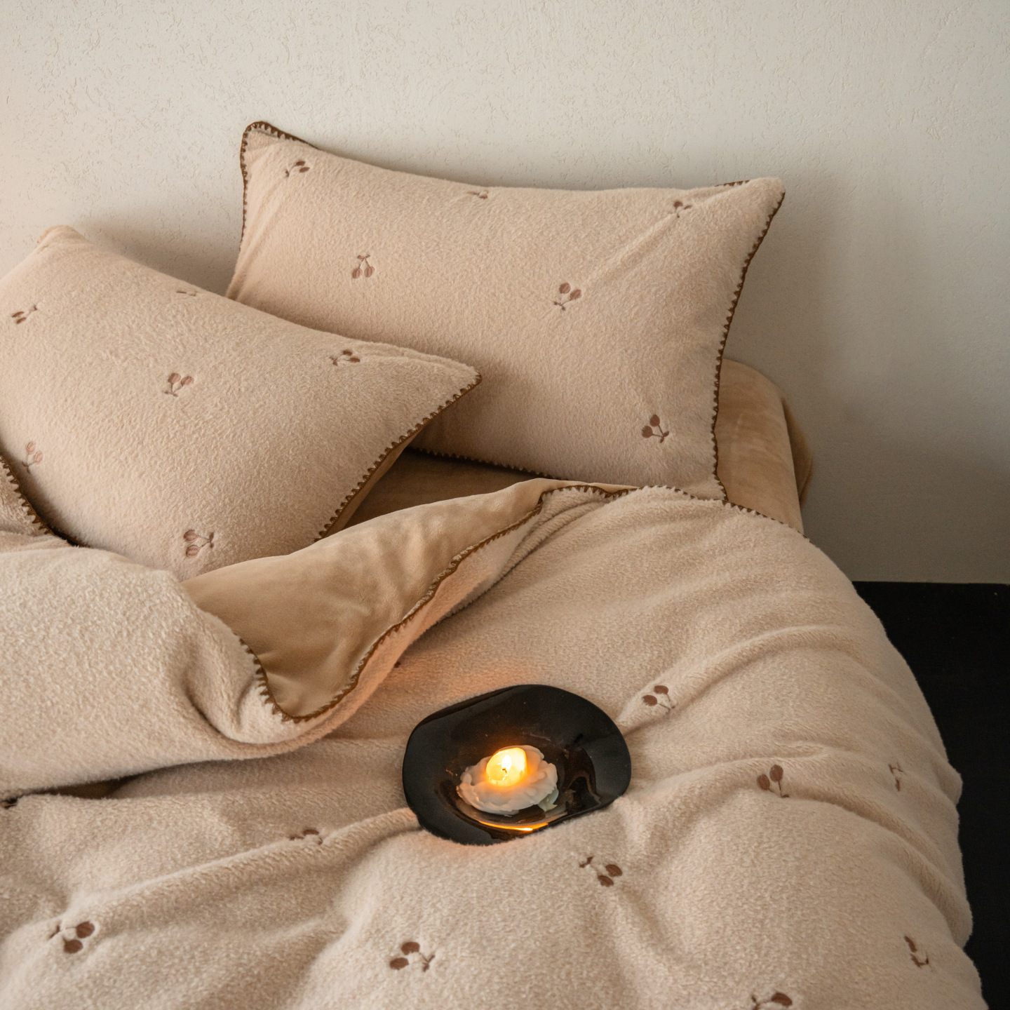 Milk fiber fleece bedding set, embroidered, for winter