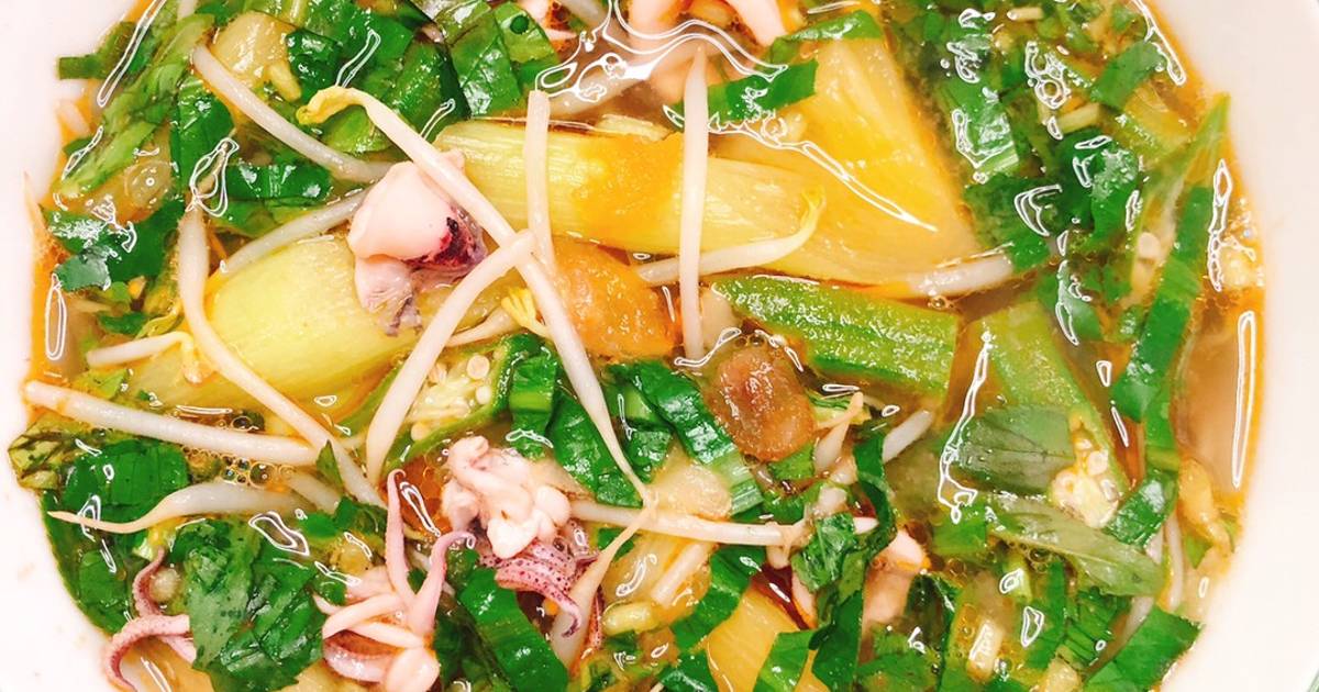 Canh chua mực
