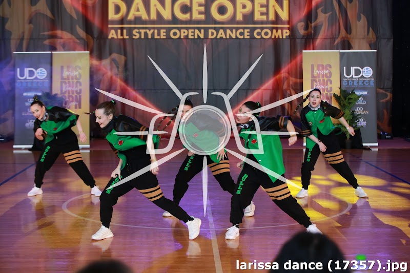 larissa dance (17357).jpg