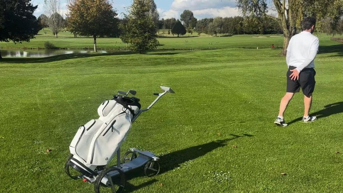 AI lan tới sân golf: 'Caddie số' biết nói, huấn luyện viên ảo và những cú đánh được máy tính tối ưu - VietTimes