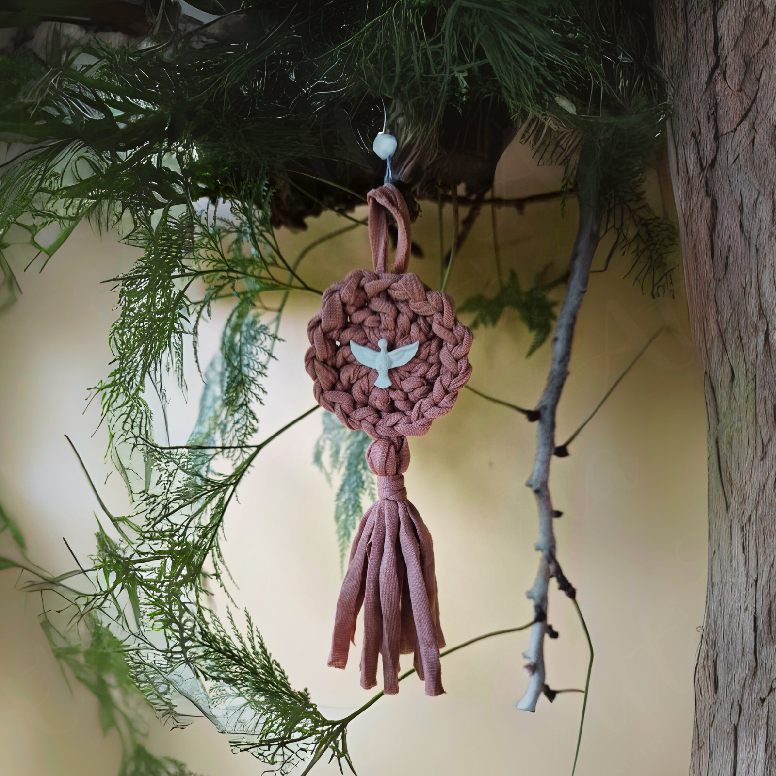 Chaveiro Espírito Santo em Crochê