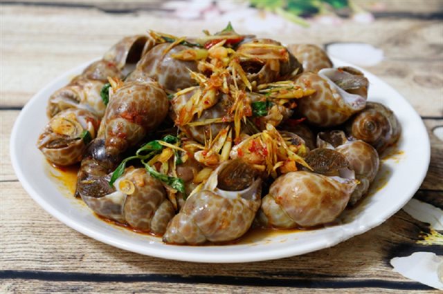Ốc Hương Xào Sả Ớt
