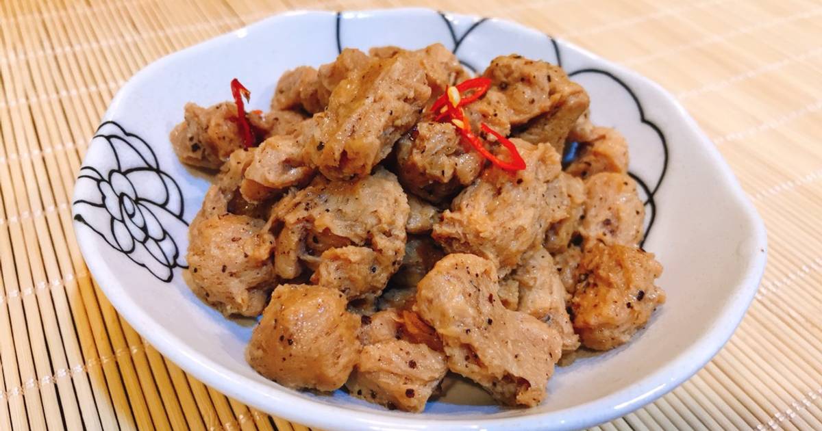Gà viên chay kho tiêu