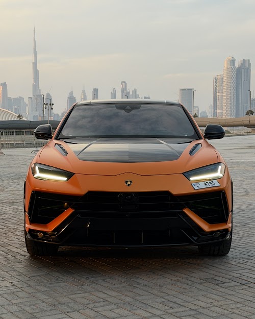 Lamborghini Urus Perfomante Orange