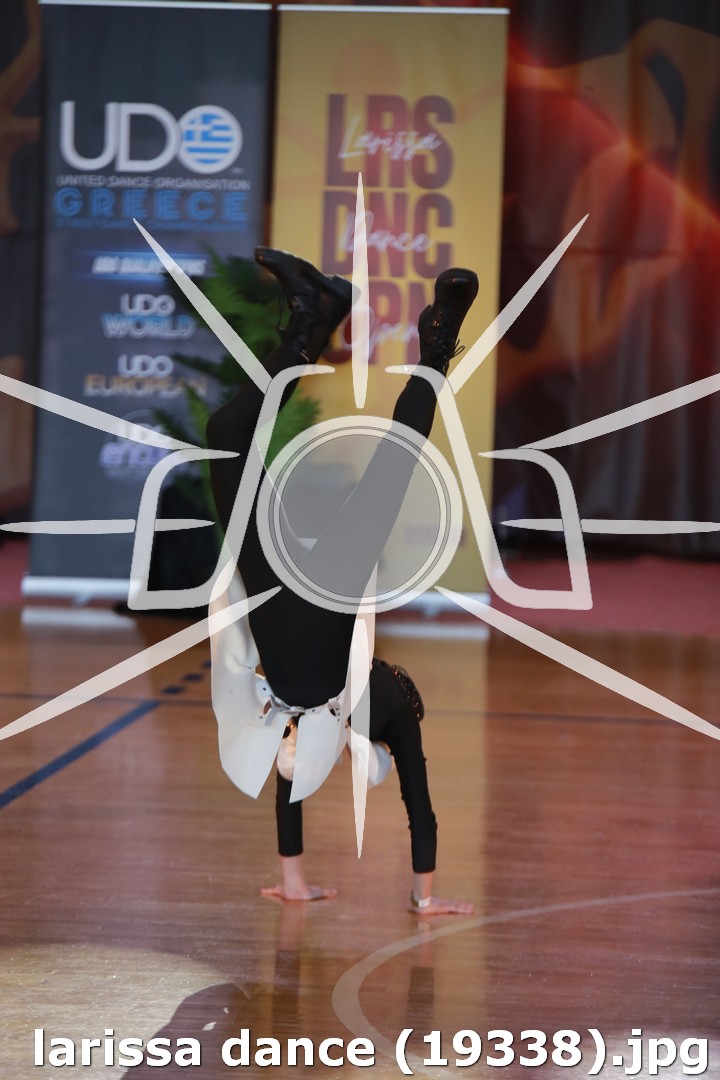 larissa dance (19338).jpg