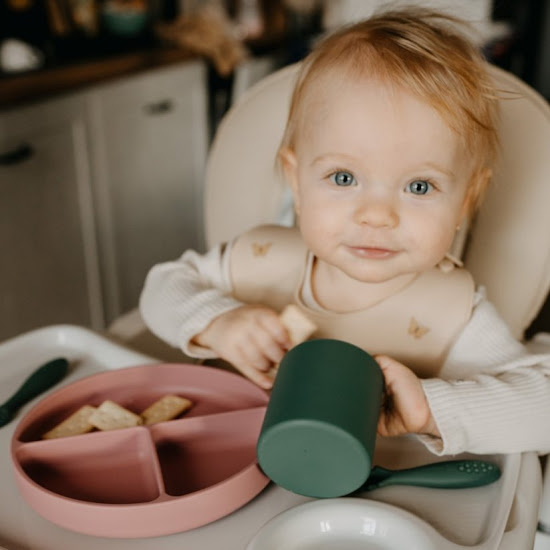 Силиконовая детская кружка PETITE&MARS Intense Ochre 6м+