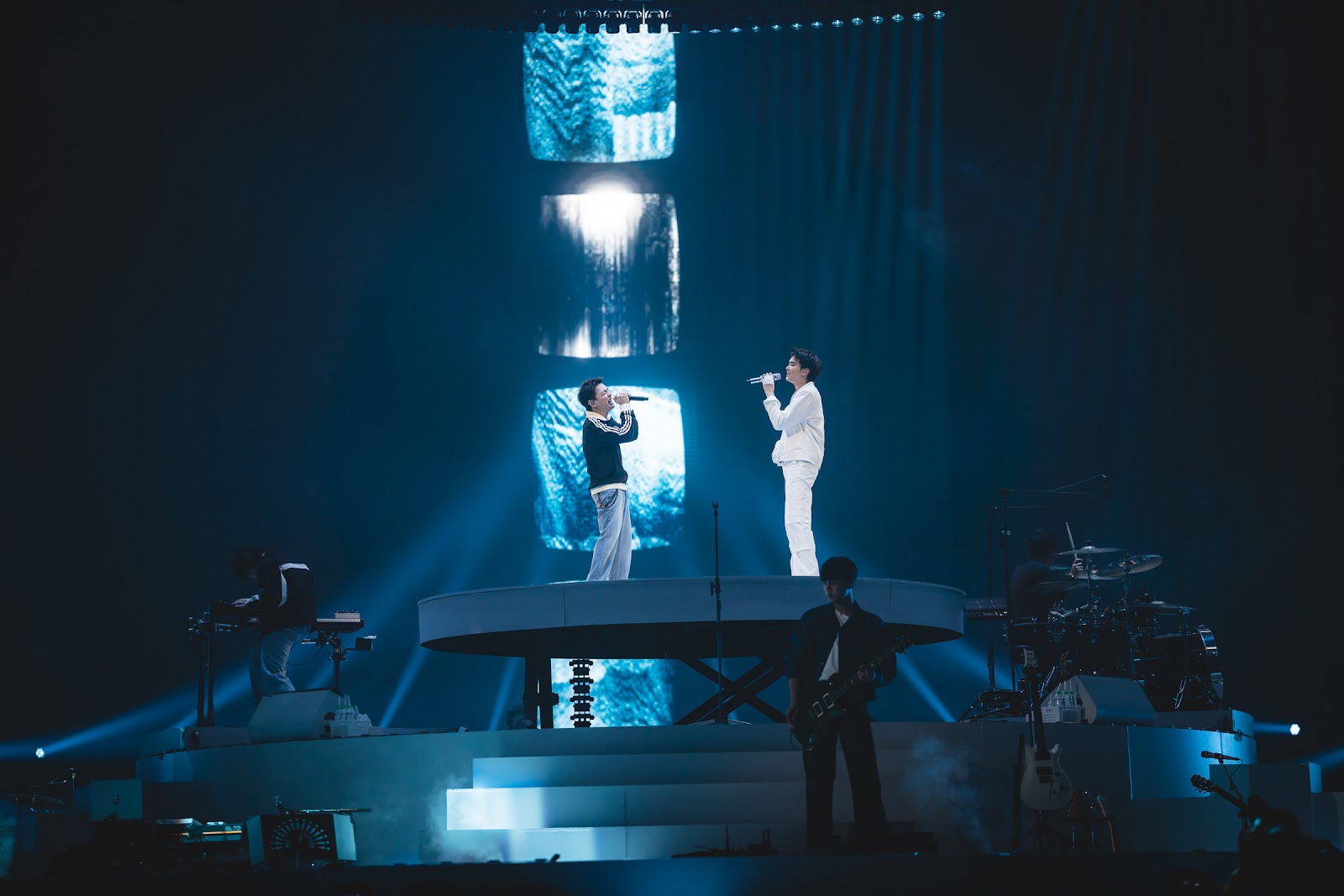 “นนท์ ธนนท์” เสิร์ฟเวที 360° กลางอิมแพคปิดฉาก  “ARENA ENCORE” พร้อมประกาศ EP.04 ปีหน้า “จัดร้อนหน่อยนะครับ” เตรียมบุก “ราชมังฯ” ภาพที่ 47