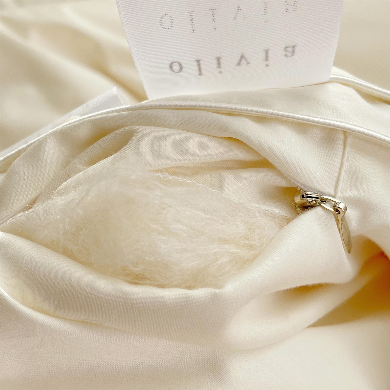 Cotton-Silk Duvet with Jacquard Weaving