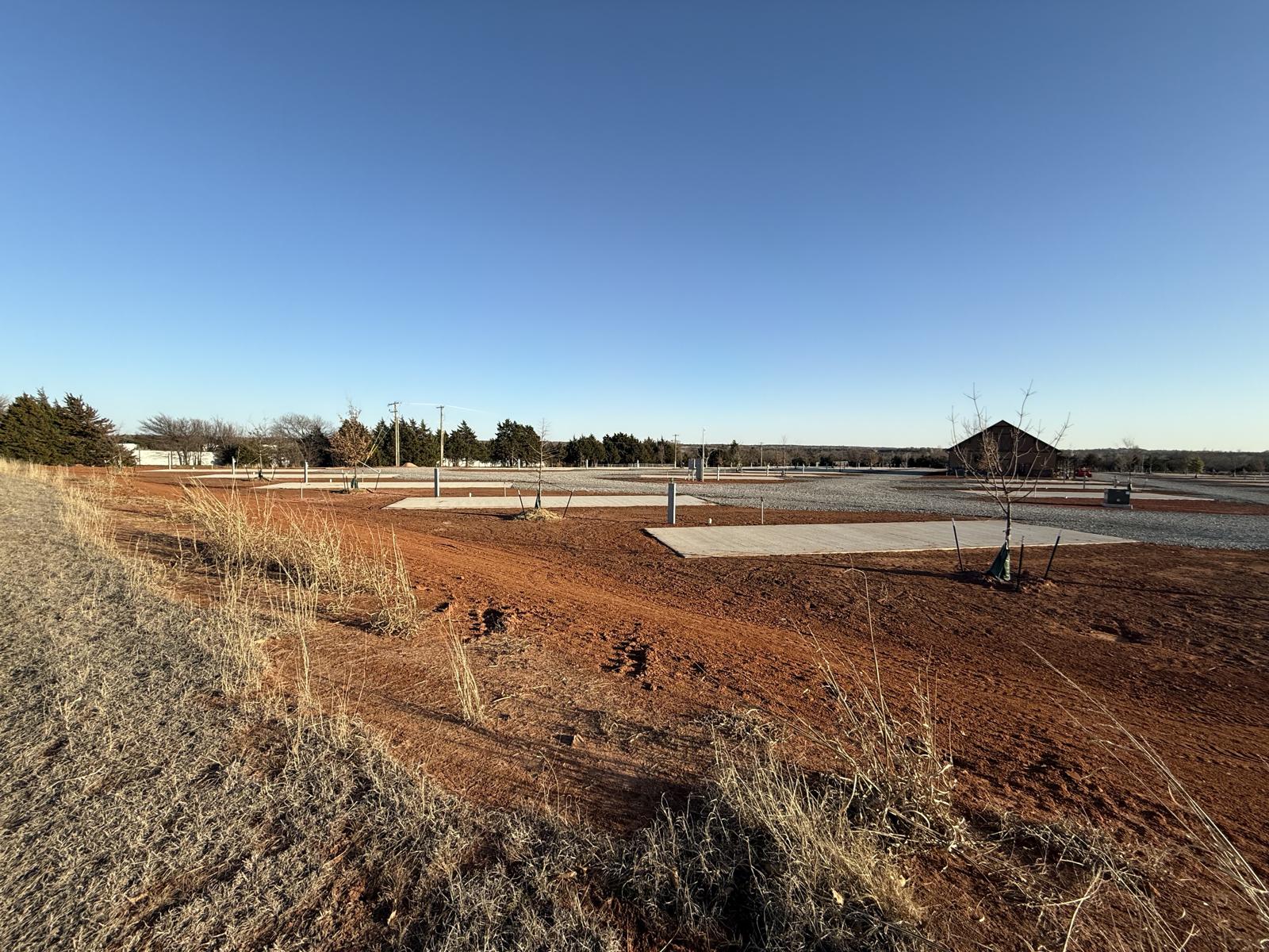 What Does a Dirt Pad for a Mobile Home Cost Near OKC, and How Thick Should It Be?