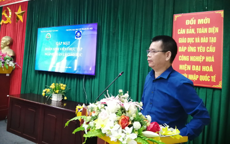 Gặp mặt đoàn sinh viên thực tập Ngành Quản lý giáo dục, Trường Đại học Sư phạm Hà Nội tại Trường Đại học Tây Bắc