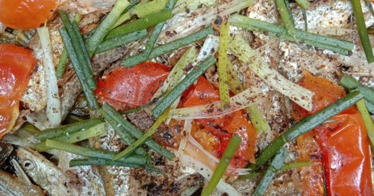 Cá tép đồng ôm dưa cải chua