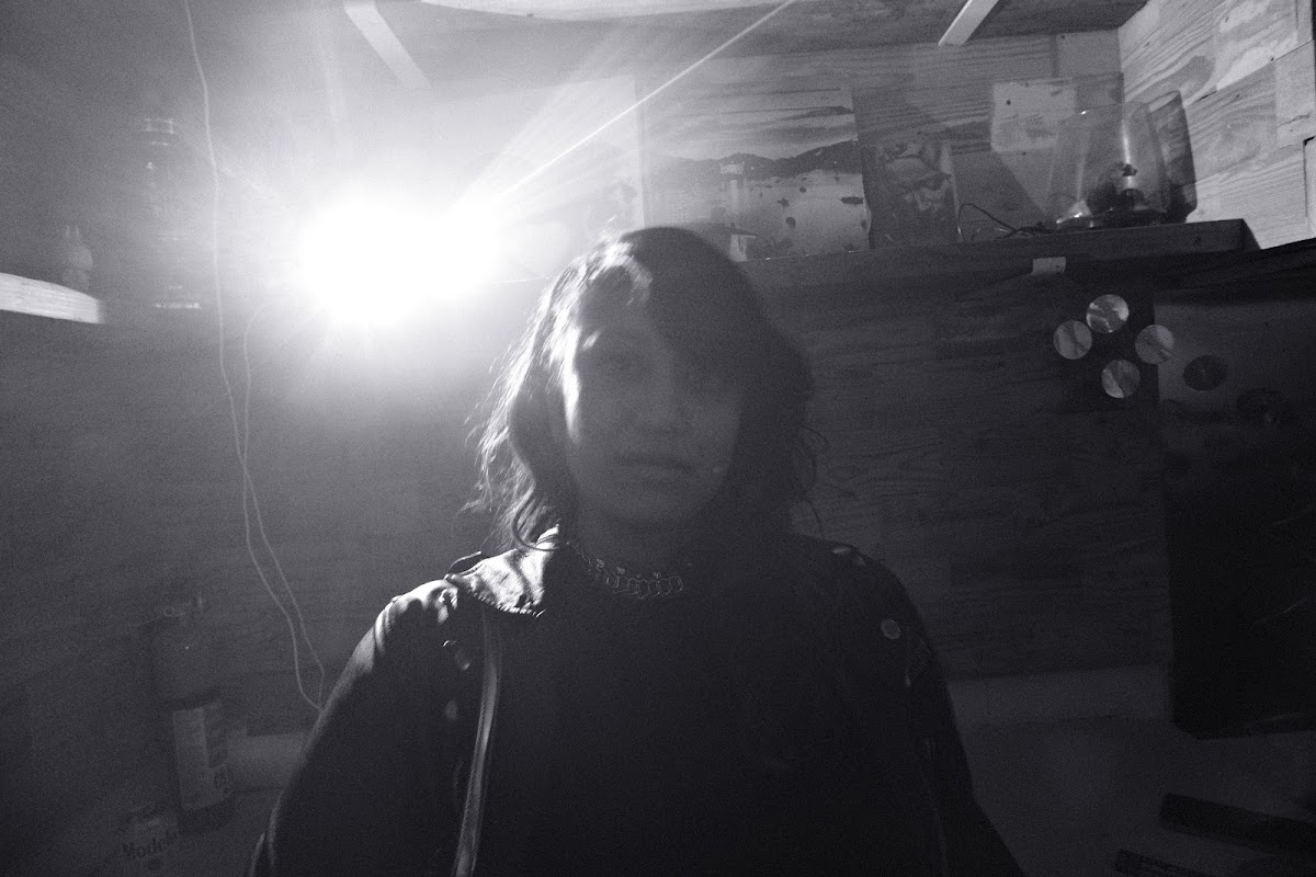 @tlau.photos_thelostandunfounds_2026-03-13_austin_last_night_noir_007