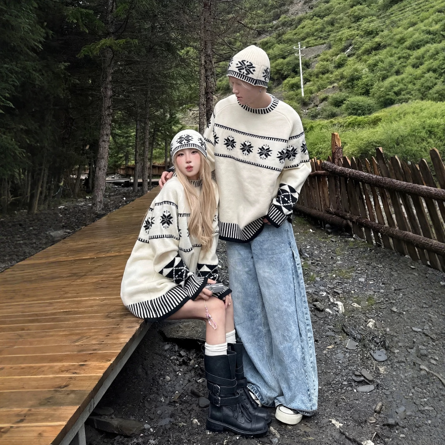 Unisex Nordic Style Knitted Sweater