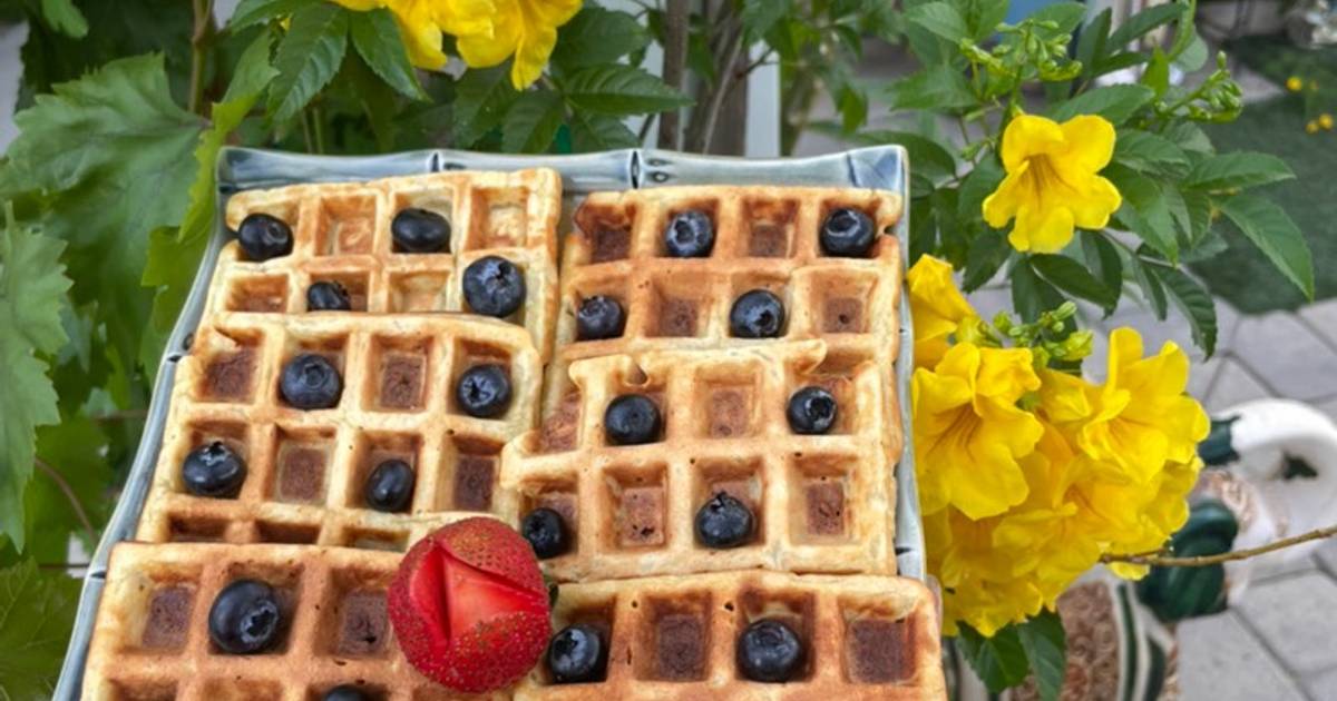 Bánh Waffle trộn chuối