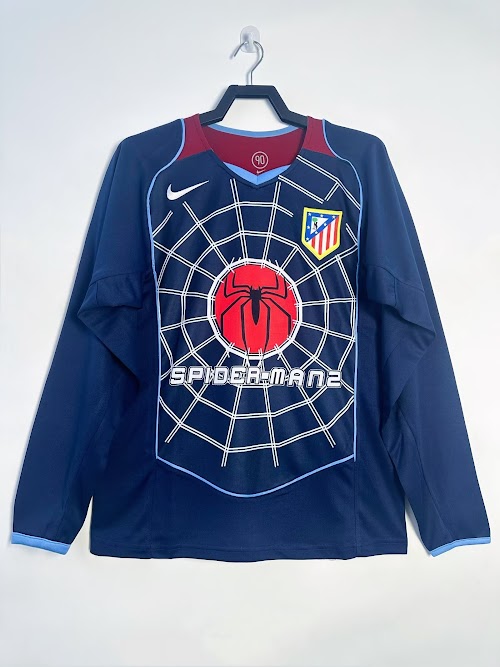 Camiseta de visitante de manga larga del Atlético de Madrid 2004-05.jpeg