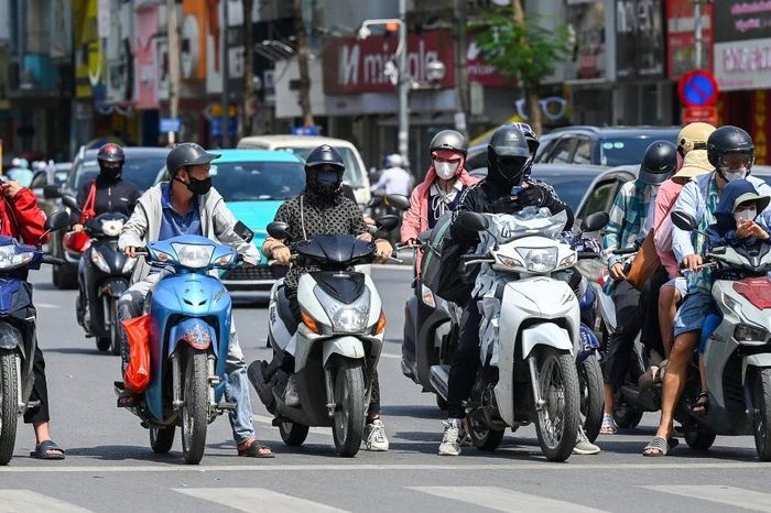 Kiến nghị sớm ban hành chính sách chuyển đổi xe xăng - Đài Phát thanh và truyền hình Hà Nội