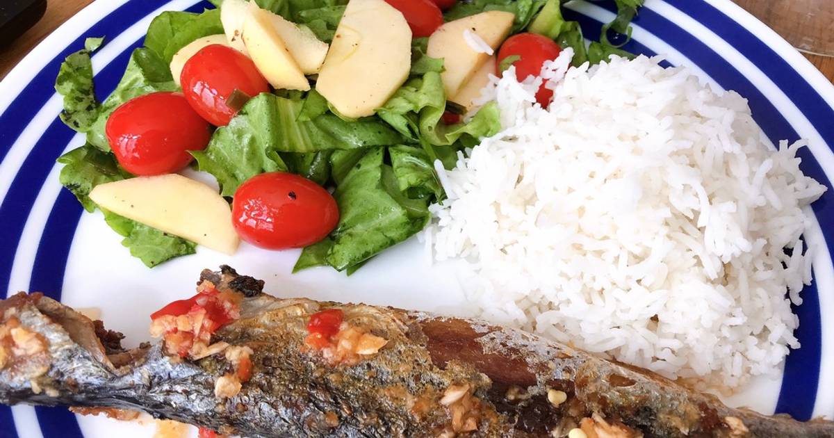 Cá Thu Mackerel Chiên Tươi Chấm Mắm Tỏi Ớt