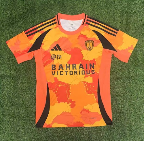 25-26 Paris Saint-Germain Edición Especial.jpg