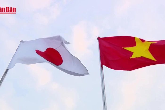 [Video] Thủ tướng Nhật Bản Takaichi Sanae đến Hà Nội, bắt đầu thăm chính thức Việt Nam - Báo Nhân Dân