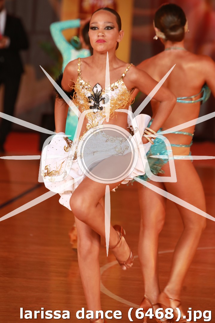 larissa dance (6468).jpg
