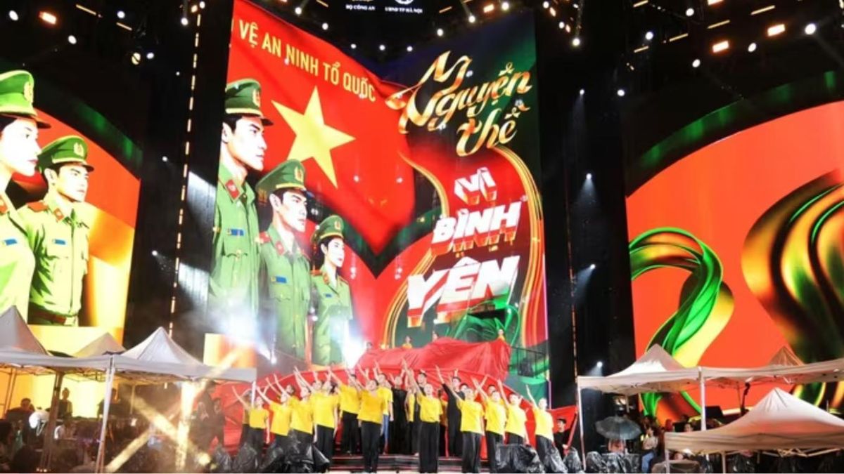 Gala nghệ thuật 'Tổ quốc bình yên' - Đài Phát thanh và truyền hình Hà Nội
