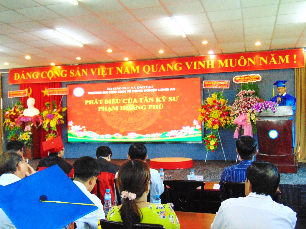 Tân kỹ sư Phạm Hoàng Phú phát biểu cảm nghĩ