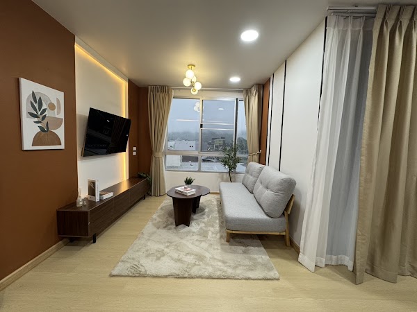 The Clover Condo (เดอะโคลเวอร์ คอนโด)