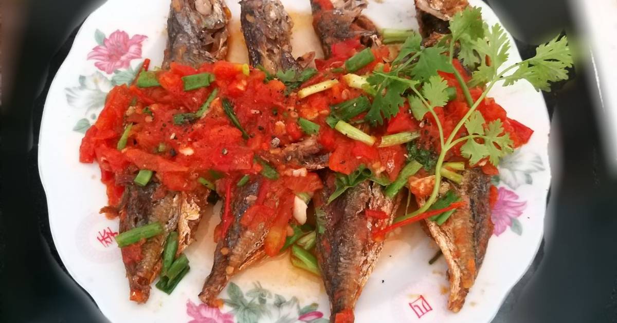 Cá nục sốt cà chua