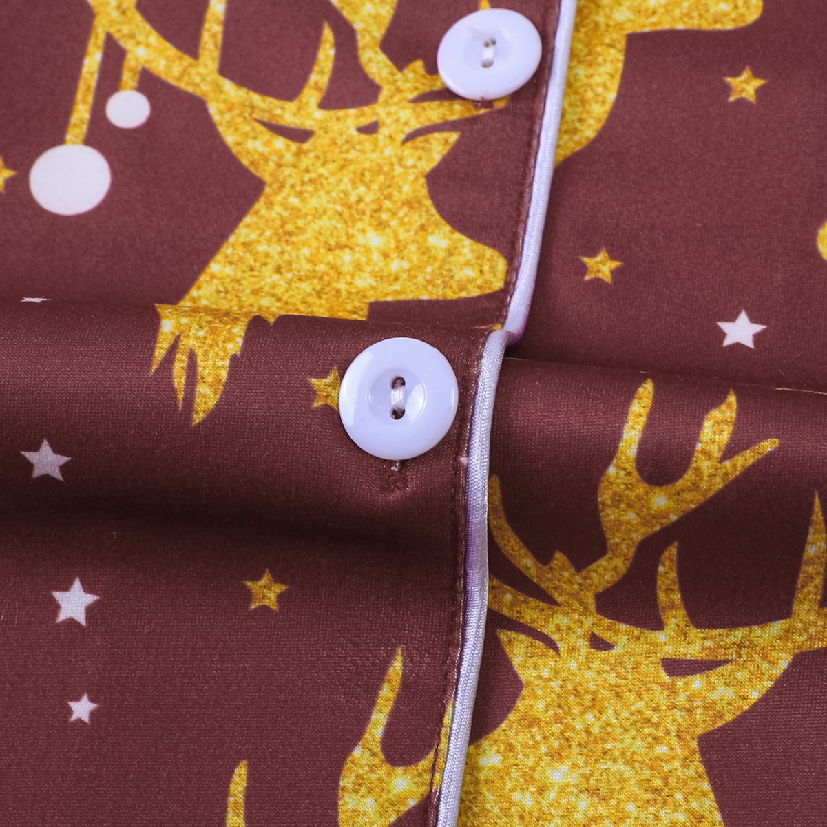 Women's loungewear, long-sleeved, with gold reindeer print