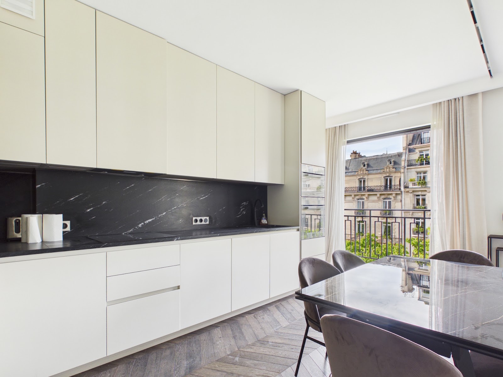 Appartement — 12 avenue Montaigne, 75008 Paris — photo 21/30