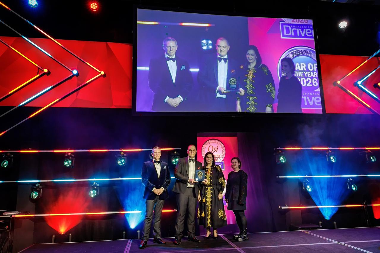 Limotak receiving the Gold Award 2026 on stage