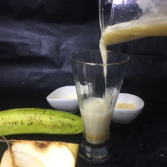 Cho hỗn hợp ra ly là hoàn thành rồi.