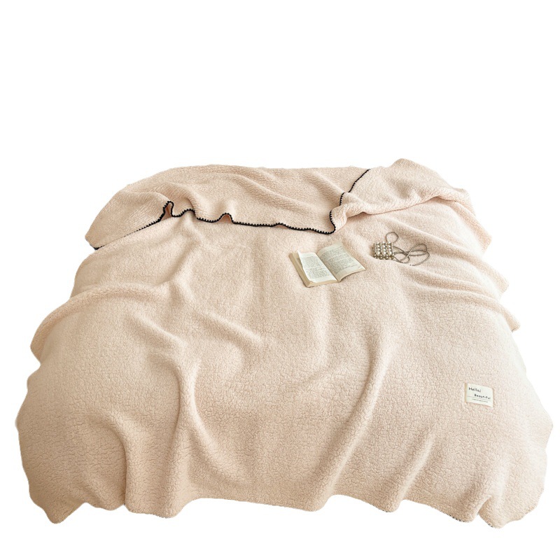 Double-sided lamb fleece blanket with bubble structure