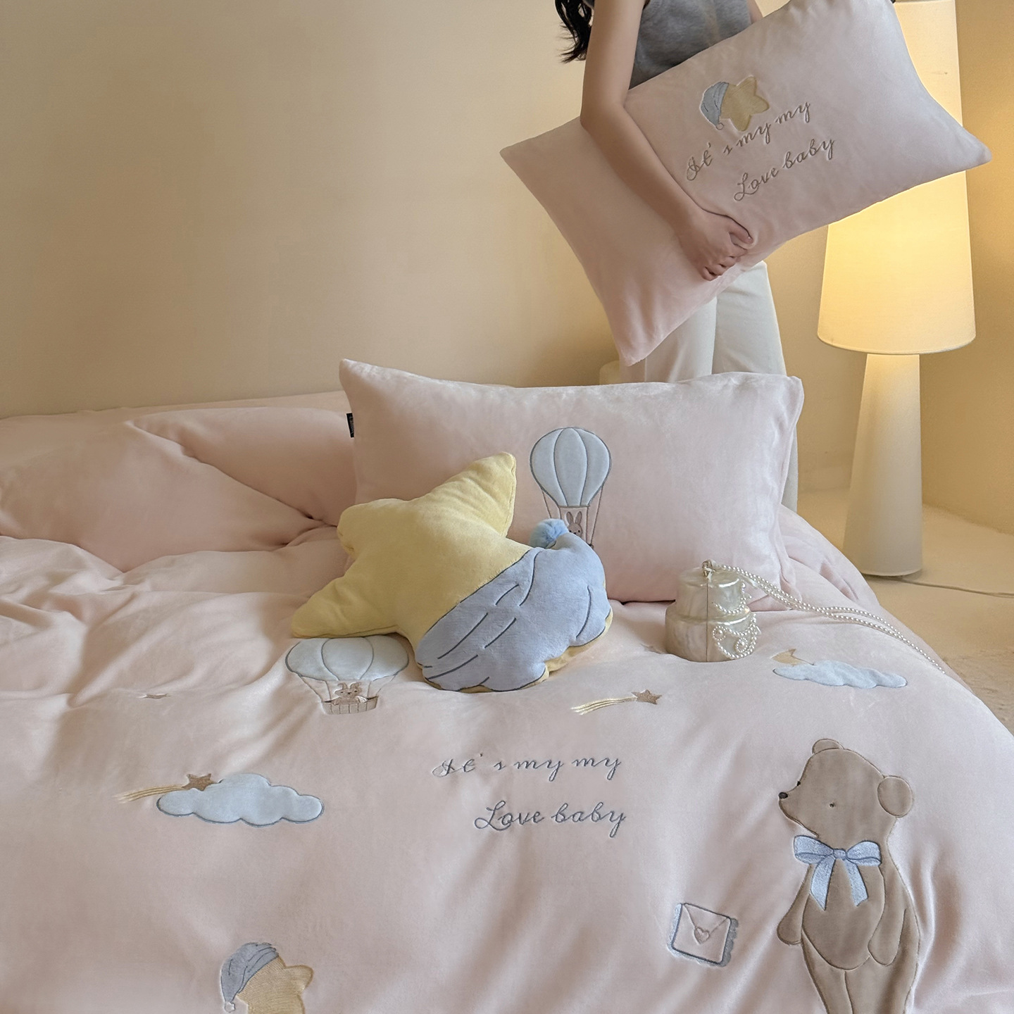 Milk fiber bedding with cartoon motifs, 3–4 pieces