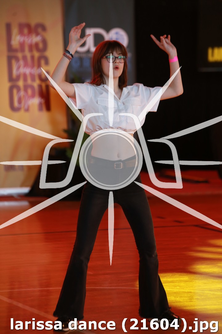 larissa dance (21604).jpg