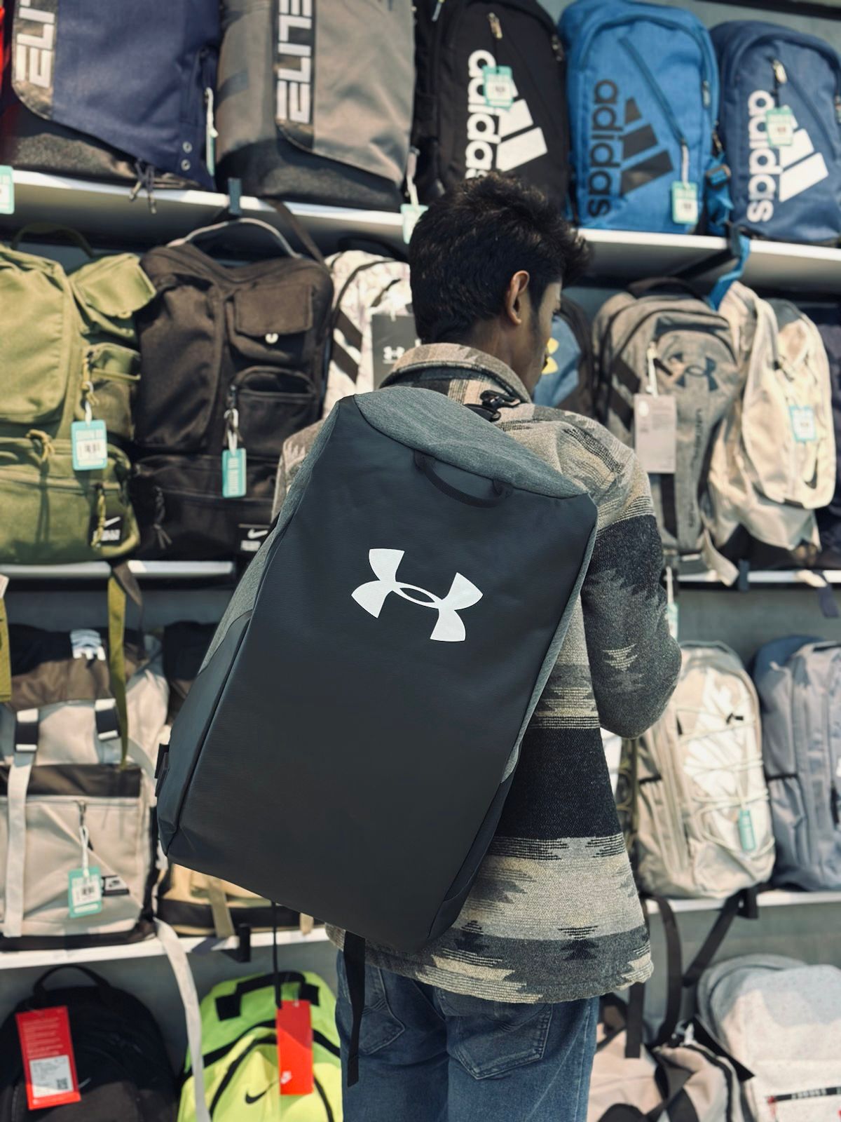 Item 1 - Gym Bag Grey