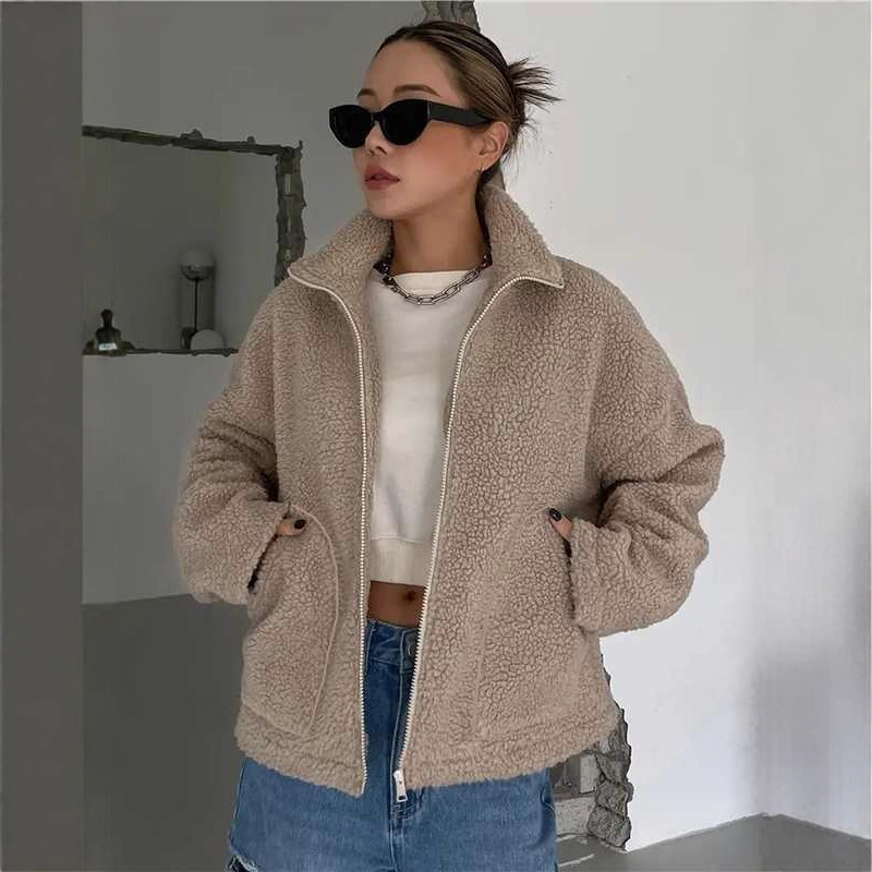 Women's fleece jacket with stand-up collar and zipper