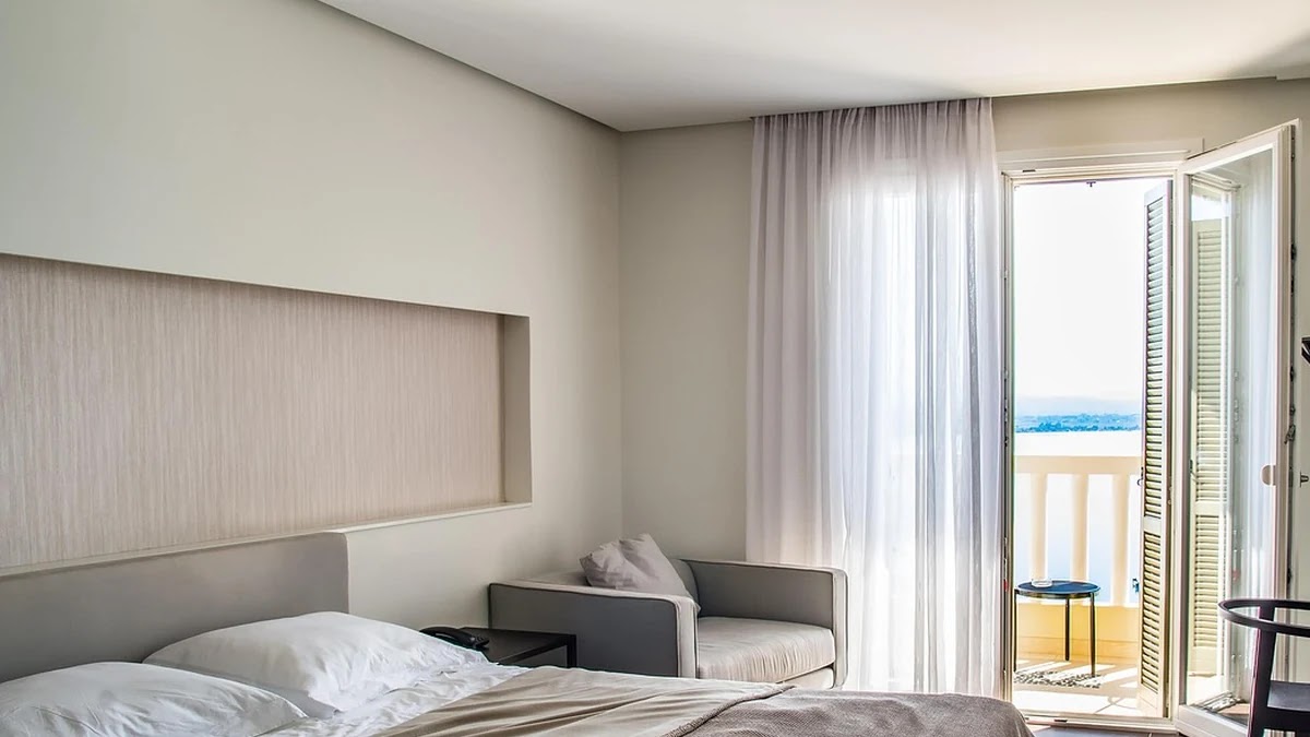 비즈니스 여행자를 위한 도심 호텔 편의시설과 가격 비교