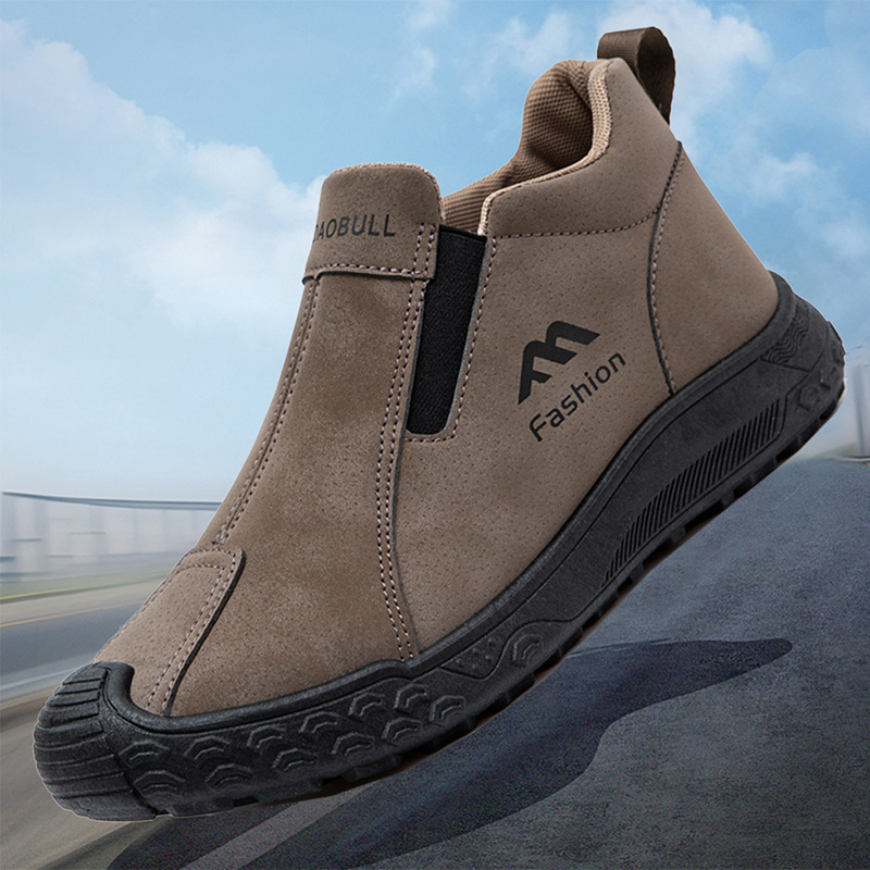 Insulated Men's Winter Boots, non-slip, mid-height shaft