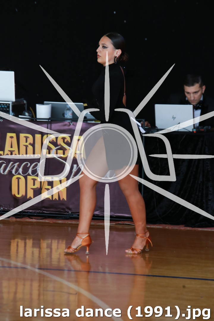 larissa dance (1991).jpg