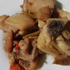 Dọn món ra ăn với cơm thôi. Chúc mọi người thành công!