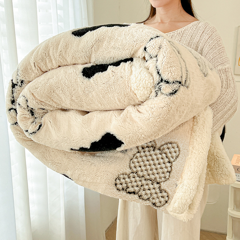 Soft cuddly blanket made of cotton fleece