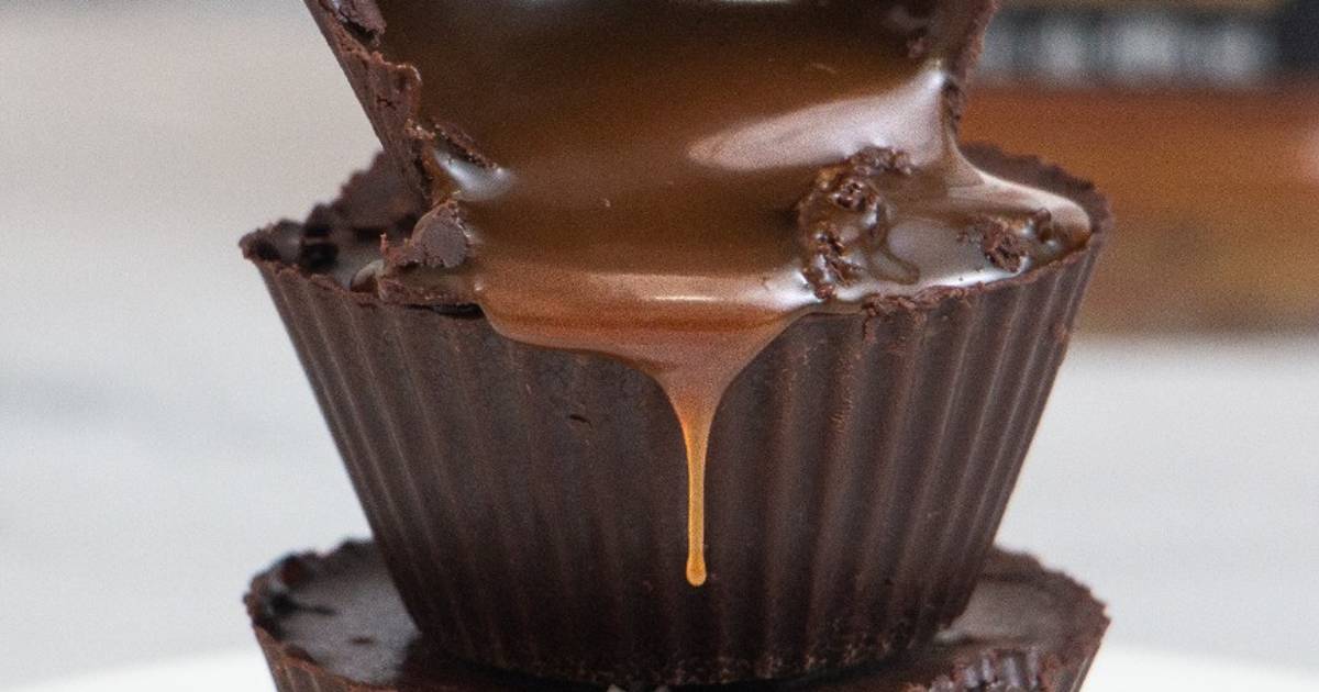Salted Bourbon Caramel Nutella Chocolate Cups