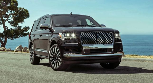 Chauffeur ground service and executive transfers near Lincoln Financial Field