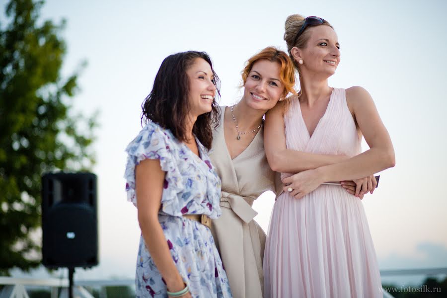 Fotógrafo de casamento Aleksandra Baeva (foto-fox). Foto de 16 de maio 2015