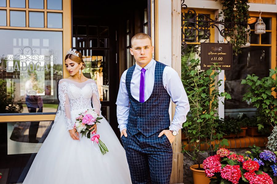 Wedding photographer Yuliya Spirova (spiro). Photo of 13 January 2020