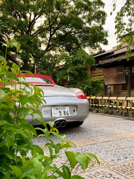 ボクスターのポルシェ・986ボクスター・京都・祇園白川・石畳に関するカスタム事例の投稿画像3枚目